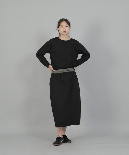 SAINTCREW(セントクルー)の「ミニマルソフトRネック長袖TシャツMMS-8A14ブラック(Tシャツ/カットソー・レディース・その他・FREE)」の6枚目の写真