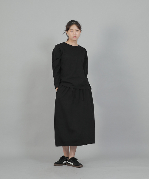 SAINTCREW(セントクルー)の「ミニマルソフトRネック長袖TシャツMMS-8A14ブラック(Tシャツ/カットソー・レディース・その他・FREE)」の13枚目の写真
