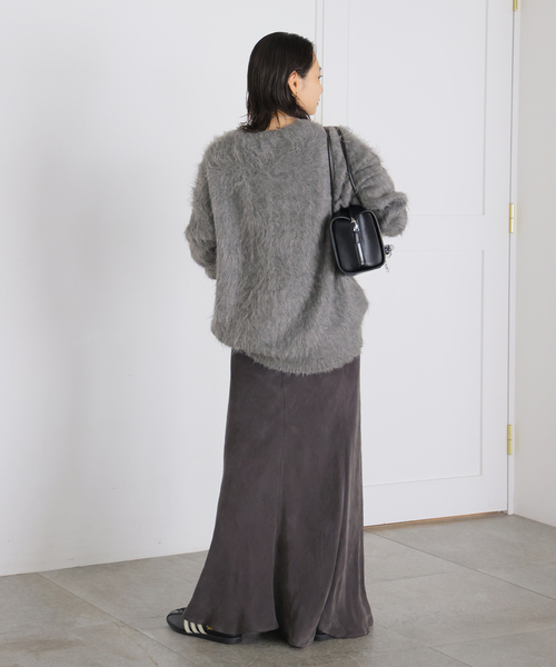 JOURNAL STANDARD(ジャーナルスタンダード)の「シャギーVネックプルオーバー(ニット/セーター・レディース・チャコールグレー/ピンク/アイボリー・FREE)」の7枚目の写真