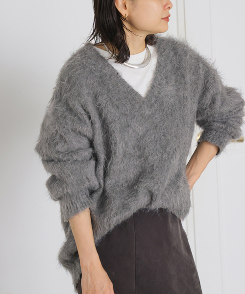JOURNAL STANDARD(ジャーナルスタンダード)の「シャギーVネックプルオーバー(ニット/セーター・レディース・チャコールグレー/ピンク/アイボリー・FREE)」の9枚目の写真