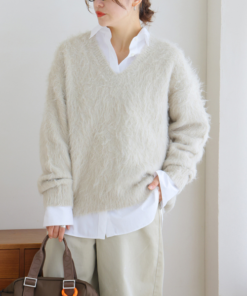 JOURNAL STANDARD(ジャーナルスタンダード)の「シャギーVネックプルオーバー(ニット/セーター・レディース・チャコールグレー/ピンク/アイボリー・FREE)」の16枚目の写真