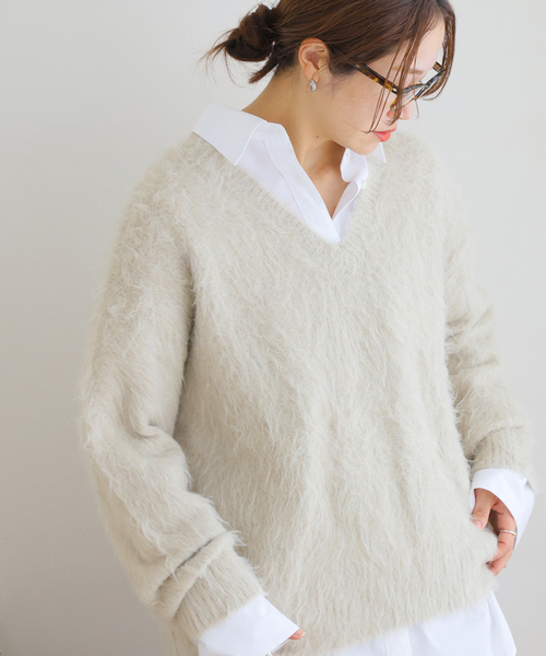 JOURNAL STANDARD(ジャーナルスタンダード)の「シャギーVネックプルオーバー(ニット/セーター・レディース・チャコールグレー/ピンク/アイボリー・FREE)」の17枚目の写真