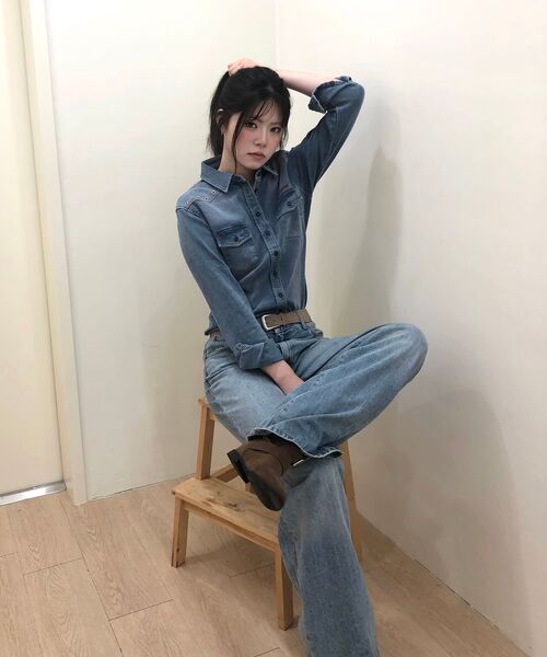 ABEEHUMS（アビハムズ）の「アイレット ウエスタン スリムデニムシャツ ABH367-148 ライトブルー（シャツ/ブラウス・レディース・ブルー系その他・SMALL/MEDIUM）」の6枚目の写真