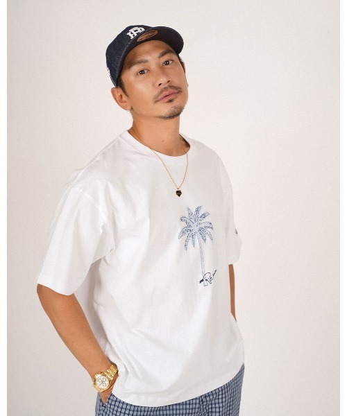 #Re:room(リルーム)の「パームツリーエンブロイダリーTシャツ(Tシャツ/カットソー・メンズ・ホワイト・S-M)」の2枚目の写真