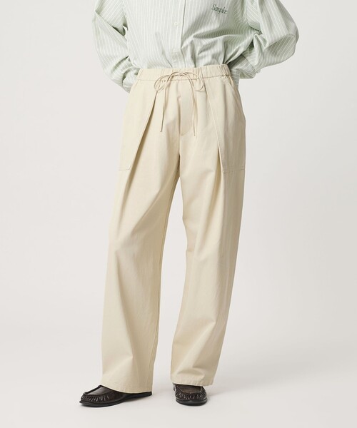 BEAUTY&YOUTH UNITED ARROWS(ビューティーアンドユースユナイテッドアローズ)の「タック パッチポケット ドローストリング パンツ(その他パンツ・レディース・ネイビー/オリーブ/ナチュラル・S/XS/M)」の2枚目の写真