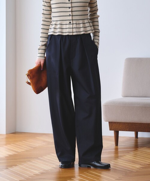 BEAUTY&YOUTH UNITED ARROWS(ビューティーアンドユースユナイテッドアローズ)の「タック パッチポケット ドローストリング パンツ(その他パンツ・レディース・ネイビー/オリーブ/ナチュラル・S/XS/M)」の1枚目の写真
