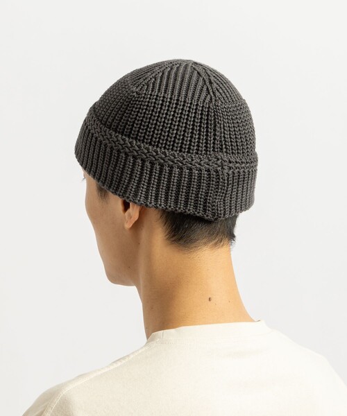 Saturdays NYC(サタデーズ ニューヨークシティ )の「Rib Beanie(ニットキャップ/ビーニー・メンズ・チャコールグレー/ブラック/ダークブラウン・FREE)」の7枚目の写真