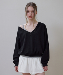 Deep V-neck Sweatshirt [Black]