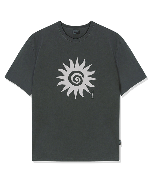 QUTON(ク―トン)の「イッサンピグメントオーバーサイズ半袖Tシャツ(Tシャツ/カットソー・レディース・ライトグレー/ブラック/チャコール・1/2)」の3枚目の写真