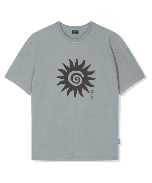 QUTON(ク―トン)の「イッサンピグメントオーバーサイズ半袖Tシャツ(Tシャツ/カットソー・レディース・ライトグレー/ブラック/チャコール・1/2)」の1枚目の写真