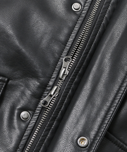 ADHOC(アドホック)の「メンズ フェイクレザー アウトポケット ジャンパー (BLACK) (HC9LE02)(ブルゾン・メンズ・その他・100/105/95)」の5枚目の写真