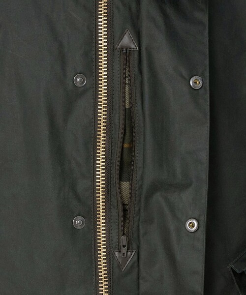 Barbour(バブアー)の「<Barbour>オーバーサイズ トランスポート ワックス ショート ジャケット(その他アウター・メンズ・オリーブ・40/36/38)」の17枚目の写真