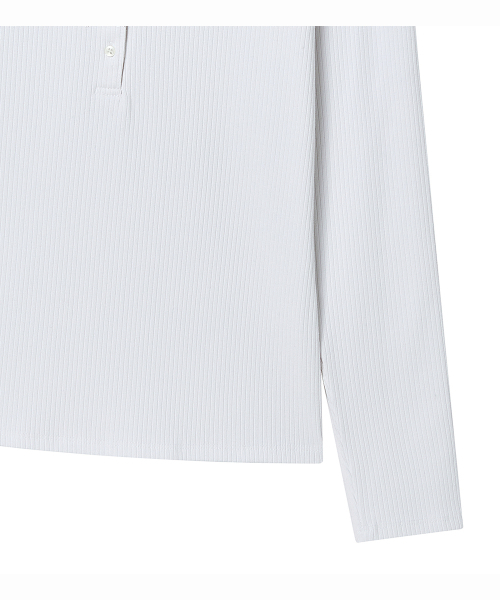 PRENDA(プレンダ)の「ウィンググラフィック ヘンリー長袖 ホワイト(Tシャツ/カットソー・レディース・その他・FREE)」の6枚目の写真