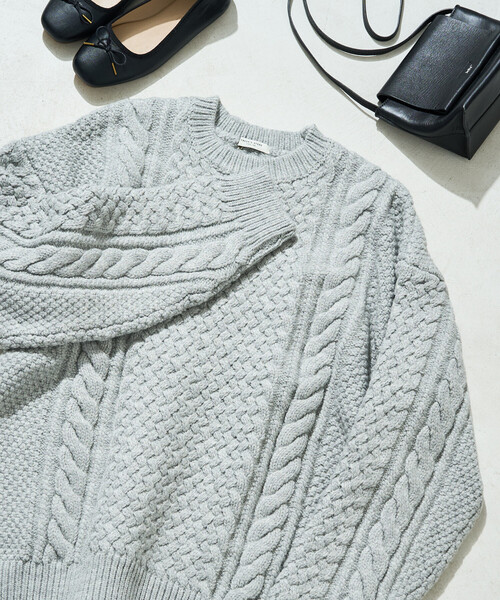 FREAK'S STORE(フリークスストア)の「限定展開 ビッグシルエット ケーブルニット プルオーバー(ニット/セーター・レディース・ブラウン/グレー/マスタード/ネイビー/ナチュラル・フリ-)」の2枚目の写真