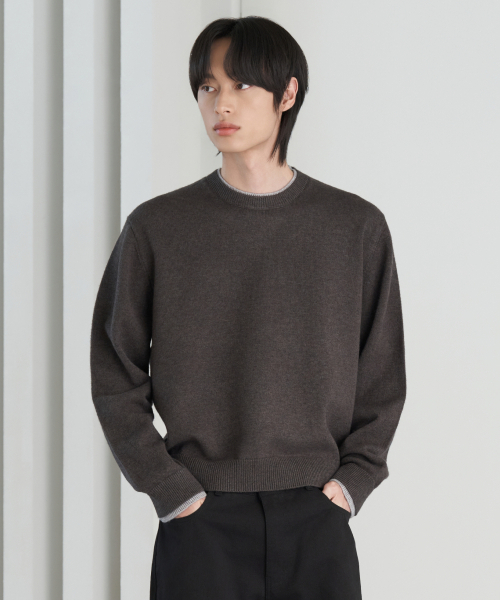 HYOJI(ヒョージ)の「26 FW ウォッシャブルソフトタッチ ラウンドレイヤード クロップドニット (4カラー)(ニット/セーター・メンズ・レッド/ネイビー/チャコール/ブラック・M/L)」の7枚目の写真