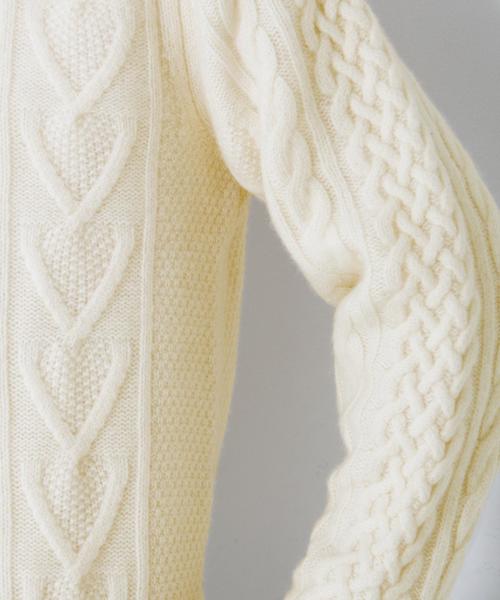 green label relaxing（グリーンレーベルリラクシング）の「BC ◎HAMI/LAMB ARAN タートルネック ニット◆（ニット/セーター・メンズ・オフホワイト/ベージュ/ネイビー・MEDIUM/SMALL/X-LARGE/XX-LARGE/LARGE）」の7枚目の写真