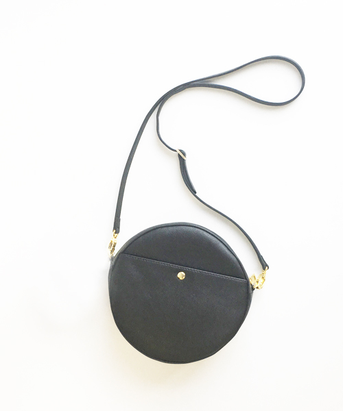 MONICA（モニカ）の「まんまるポシェット 2（ショルダーバッグ・レディース・ブラック/アイボリー/ピンク/レッド/シルバー/グレー/ゴールド/グリーン/イエロー/ゴールド系その他・FREE）」の13枚目の写真