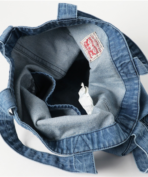 Levi's(リーバイス)の「WASHED DENIM FESTIVAL TOT(ショルダーバッグ・メンズ・ブルー・OS)」の2枚目の写真