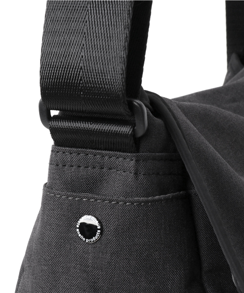 anello（アネロ）の「WEGO/anello高密度杢調ショルダーバッグ（ショルダーバッグ・メンズ・ブラック/ネイビー/ピンク/グレー/ブラウン/ブルー・FREE）」の9枚目の写真