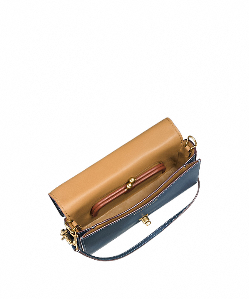 COACH（コーチ）の「ディンキー グラブタン レザー（ショルダーバッグ 