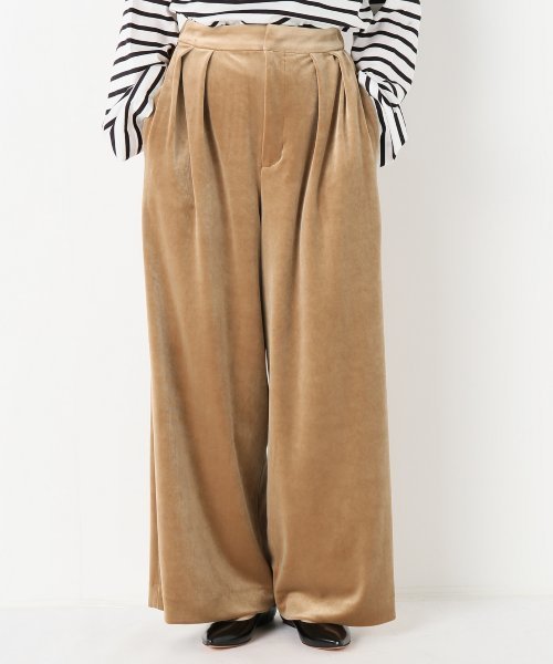 JOURNAL STANDARD(ジャーナルスタンダード)の「ベロアタックワイドパンツ#(その他パンツ・レディース・キャメル/ブラック/Yellow・38/40/36)」の1枚目の写真