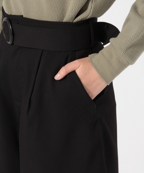 LOWRYS FARM(ローリーズファーム)の「ベルトツキハイウエストタックショートパンツ 786362 (その他パンツ・レディース・チェック/ネイビー/ベージュ/ブラック・MEDIUM/LARGE)」の11枚目の写真