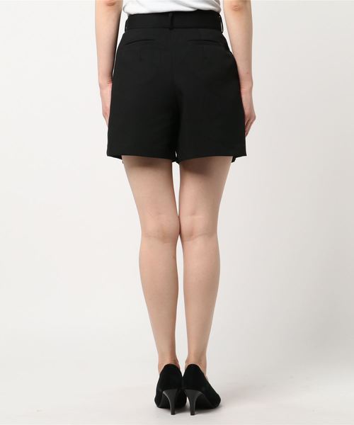 LOWRYS FARM(ローリーズファーム)の「ベルトツキハイウエストタックショートパンツ 786362 (その他パンツ・レディース・チェック/ネイビー/ベージュ/ブラック・MEDIUM/LARGE)」の5枚目の写真