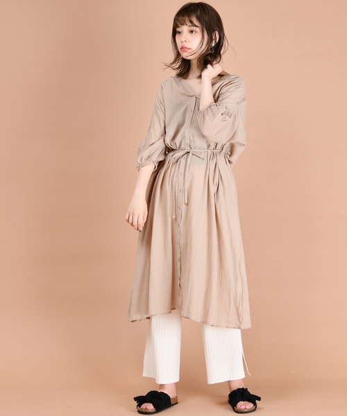 natural couture（ナチュラルクチュール）の「たっぷりギャザーガウンワンピース（ワンピース・レディース・ブラック/ベージュ/オフホワイト/その他/レッド系その他・FREE）」の3枚目の写真