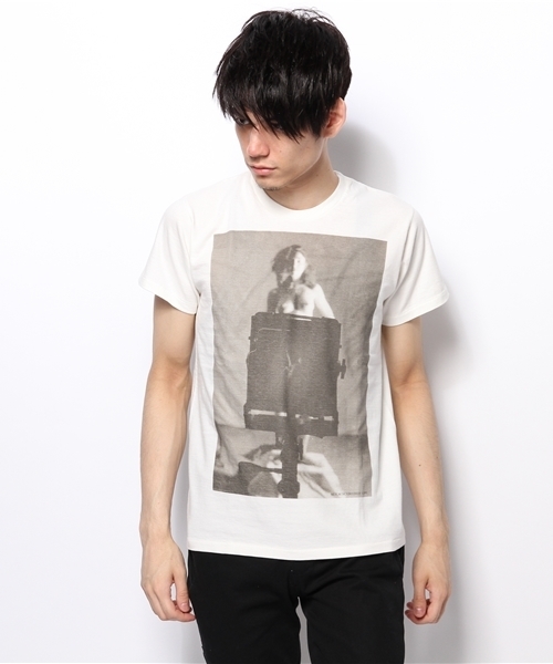 And A(アンドエー)の「MADONNA NUDES1979 Photo Tee vol.3 (JACKSON MATISSE)(Tシャツ/カットソー・メンズ・ホワイト・MEDIUM/SMALL)」の4枚目の写真