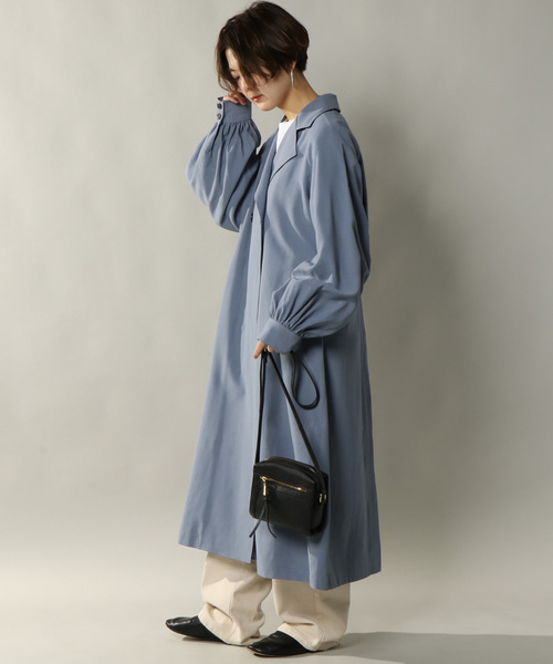 notch.（ノッチ）の「ボリュームスリーブバックスリットコート