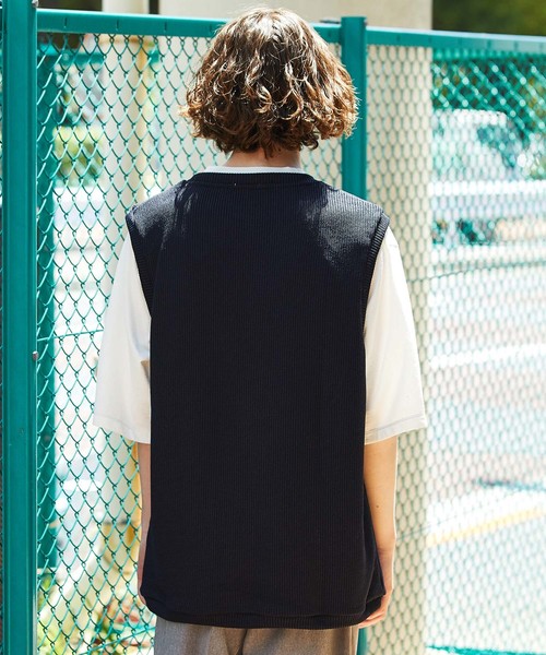 JUNRED(ジュンレッド)の「【ゆったりシルエット】畦ニットソーベスト(ニット/セーター・メンズ・ブラック/ネイビー/キャメル/グレー・M/L)」の21枚目の写真