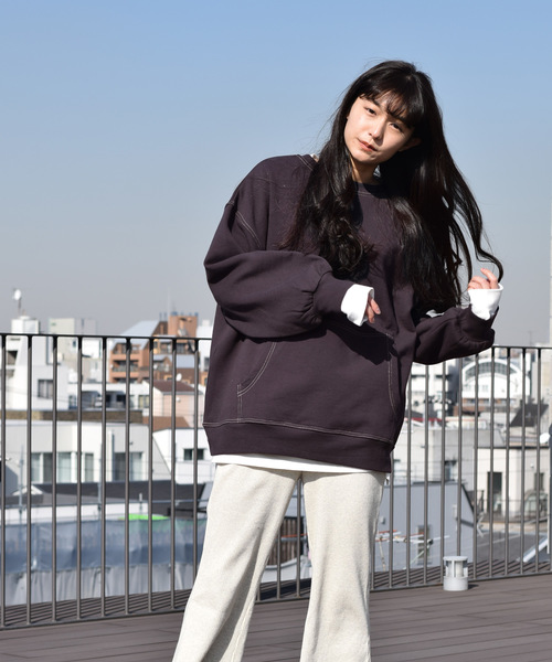 w closet（ダブルクローゼット）の「配色ステッチBigスウェット（スウェット・レディース・アイボリー/グレー系その他/スミクロ・FREE）」の5枚目の写真