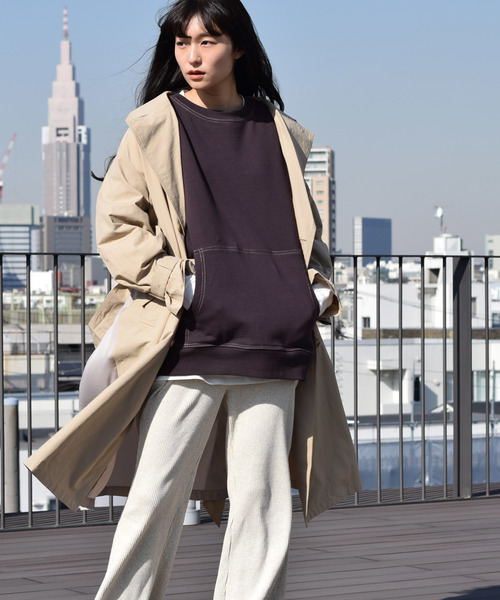 w closet（ダブルクローゼット）の「配色ステッチBigスウェット（スウェット・レディース・アイボリー/グレー系その他/スミクロ・FREE）」の9枚目の写真