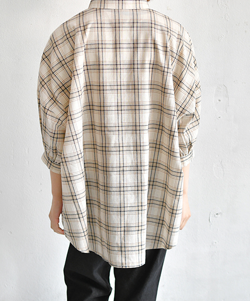 PairPair（ペアペア）の「袖ボリュームチェック柄シャツ（シャツ/ブラウス・レディース・ネイビー/アイボリー・FREE）」の7枚目の写真