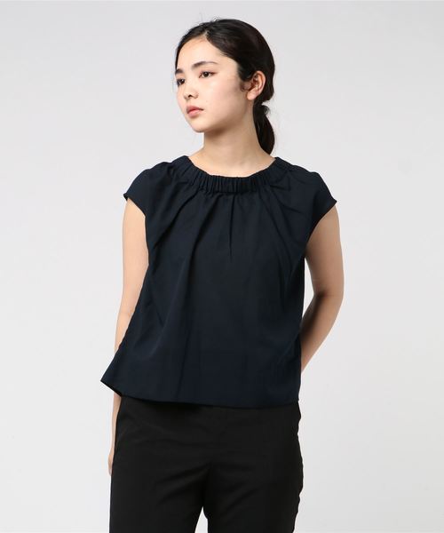 Te chichi（テチチ）の「TRCu後リボンゴムギャザー衿ブラウス（シャツ/ブラウス・レディース・ベージュ/ネイビー/オフホワイト/イエロー・ﾌﾘ-）」の3枚目の写真