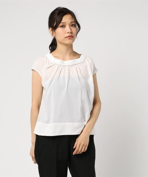 Te chichi（テチチ）の「TRCu後リボンゴムギャザー衿ブラウス（シャツ/ブラウス・レディース・ベージュ/ネイビー/オフホワイト/イエロー・ﾌﾘ-）」の2枚目の写真