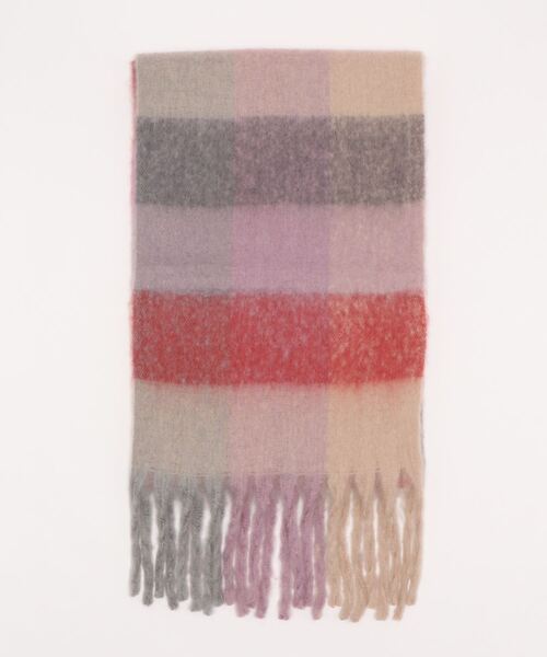 VitaFelice（ヴィータフェリーチェ）の「モヘアタッチマフラー ボリュームストール（ストール/ショール・レディース・キャメル/マスタード/サックスブルー/ブラック/ベージュ系その他/クリーム/ピンク/グレー/グリーン系その他/ブルー系その他/レッド系その他/パープル系その他/モカ/オレンジ/ピンク系その他/ピンク系その他2・FREE）」の19枚目の写真