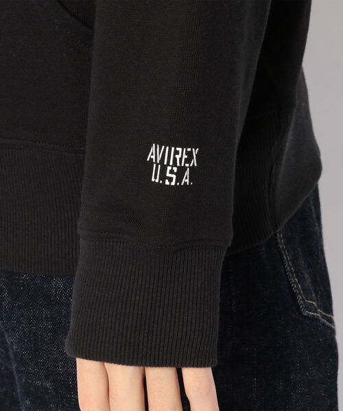 AVIREX(アヴィレックス)の「デイリー プルパーカー/ DAILY PULL PARKA(パーカー・レディース・ライトグレー/ブラック/ネイビー/オフホワイト/カーキ/ライトブルーグレー・MEDIUM/LARGE/X-LARGE/XX-LARGE)」の14枚目の写真