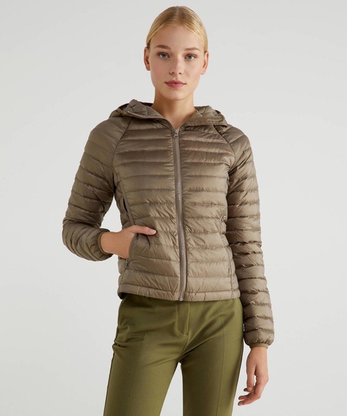 コンパクトショート丈フード付きハイネックダウンジャケット ダウンジャケット コート Benetton United Colors Of Benetton ベネトンユナイテッドカラーズオブベネトン のファッション通販 Zozotown