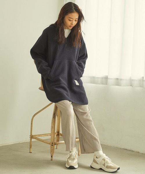 KANGOL EXTRA COMFORT（カンゴールエクストラコンフォート）の「ボアハーフジップチュニック（チュニック・レディース・ネイビー/アイボリー・LL/M/L）」の10枚目の写真