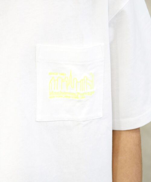 Manhattan Portage（マンハッタンポーテージ）の「【WEB限定/SHIPS別注】Manhattan Portage: ネオンカラー エンブロイダリー ロゴ Tシャツ（Tシャツ/カットソー・メンズ・ホワイト/グレー/ブラック/ナチュラル・SMALL/MEDIUM/X-LARGE/LARGE）」の12枚目の写真