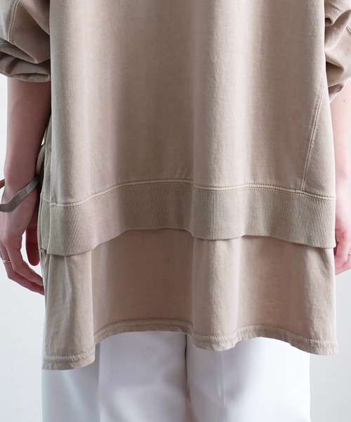 Fizz（フィズ）の「【Fizz/フィズ】　USED加工　裏毛レイヤード風デザイントップス（スウェット・レディース・ブラック/アイボリー/グレイッシュベージュ/ブルー・M）」の9枚目の写真
