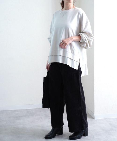 Fizz（フィズ）の「【Fizz/フィズ】　USED加工　裏毛レイヤード風デザイントップス（スウェット・レディース・ブラック/アイボリー/グレイッシュベージュ/ブルー・M）」の12枚目の写真