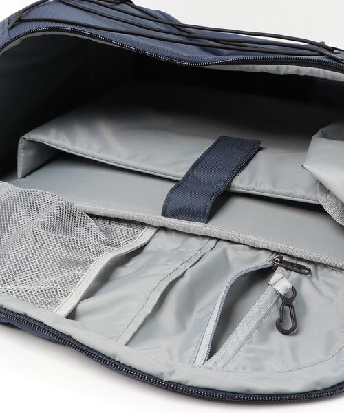 HAGLOFS(ホグロフス)の「コーカー 20リットル(バックパック/リュック・メンズ・ブルー系その他/ブラック/グリーン系・ONE SIZE)」の6枚目の写真