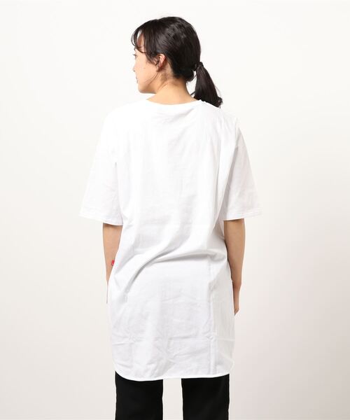 Levi's(リーバイス)の「【Levi's】チュニックTシャツ(チュニック・レディース・ホワイト・M/L)」の2枚目の写真