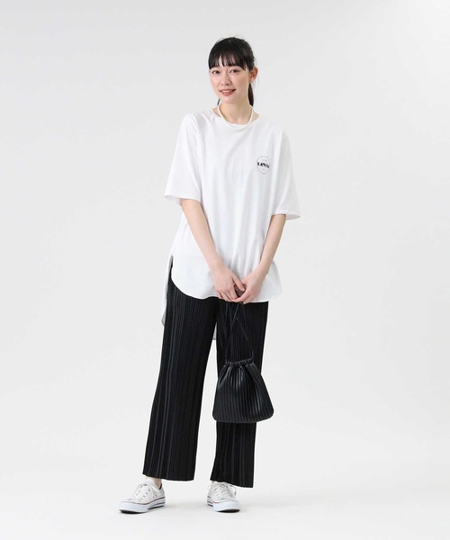 Levi's(リーバイス)の「【Levi's】チュニックTシャツ(チュニック・レディース・ホワイト・M/L)」の13枚目の写真