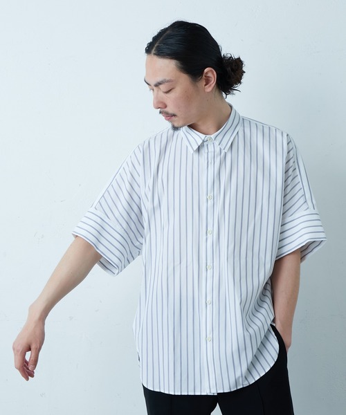 Lui's（ルイス）の「ストライプドルマンデザイン ビッグシャツ（シャツ/ブラウス・メンズ・ホワイト/ブルー・SMALL/MEDIUM）」の7枚目の写真