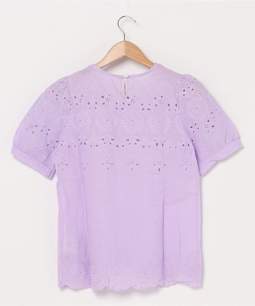 emi+(エミプラス)の「フラワー刺繍 レースブラウス(シャツ/ブラウス・レディース・ホワイト/ベージュ/パープル・FREE)」の1枚目の写真