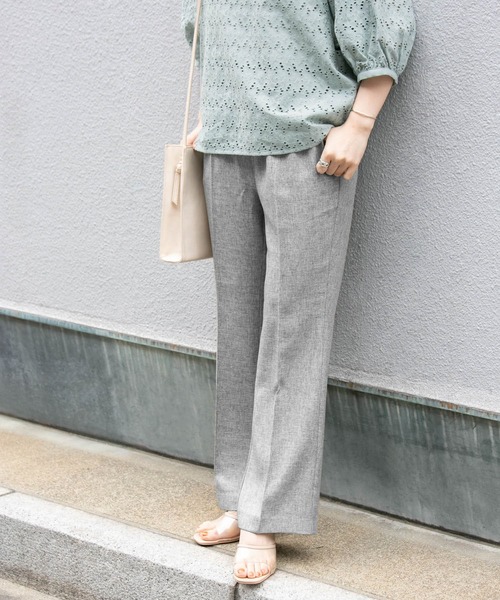 URBAN RESEARCH DOORS(アーバンリサーチドアーズ)の「リネンライクフレアイージーパンツ(その他パンツ・レディース・ベージュ/グレー・38/36)」の20枚目の写真