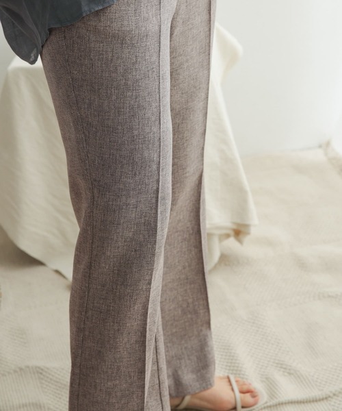 URBAN RESEARCH DOORS(アーバンリサーチドアーズ)の「リネンライクフレアイージーパンツ(その他パンツ・レディース・ベージュ/グレー・38/36)」の22枚目の写真